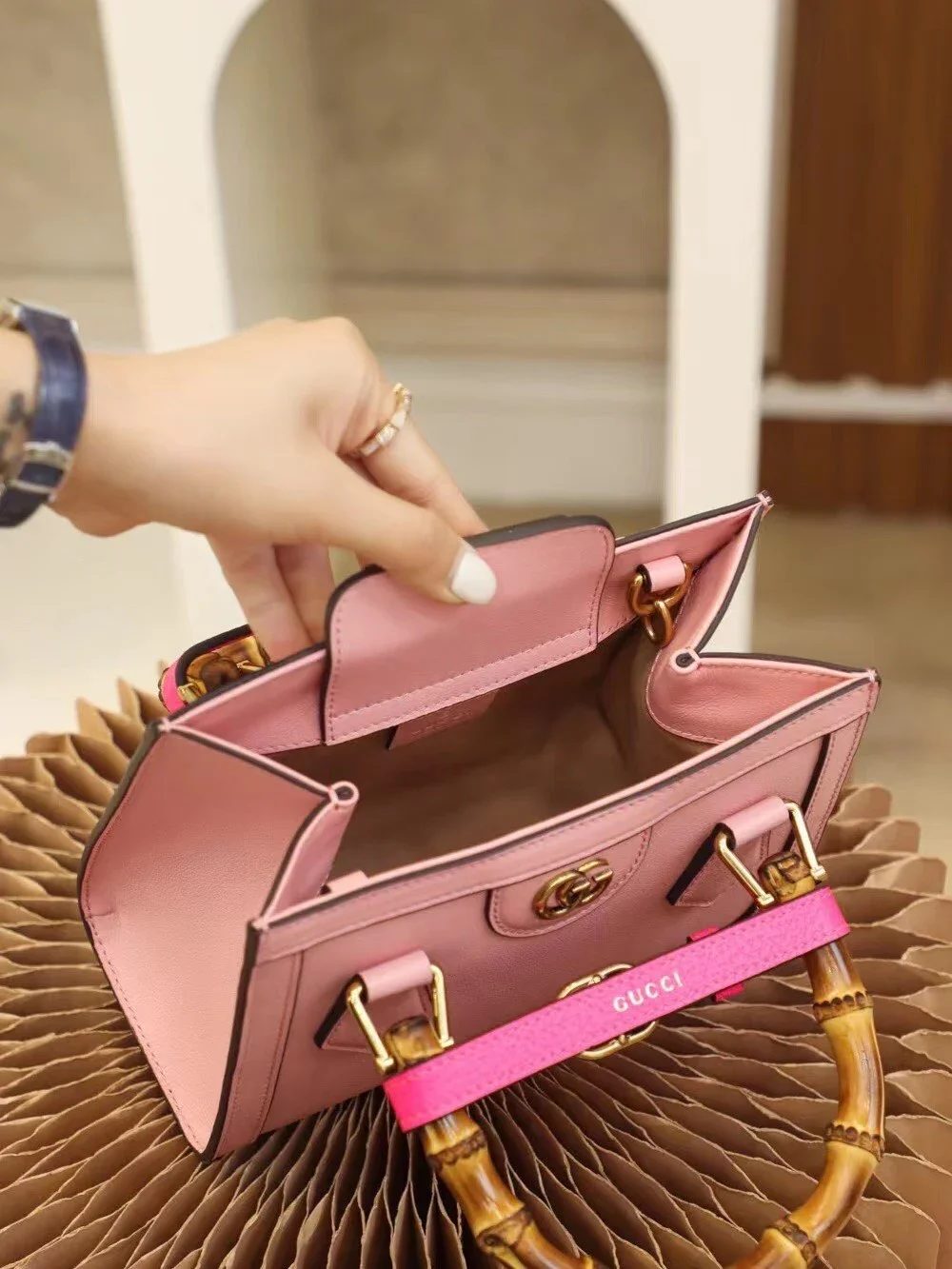 Gucci Diana Mini Top Handle Bag Pink
